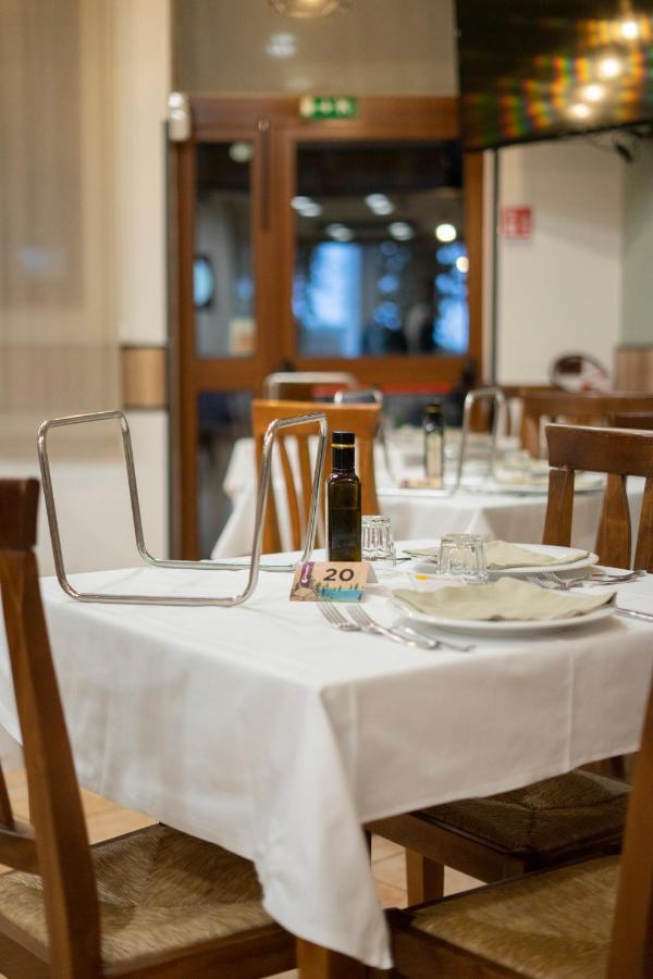 Il Semaforo Sila Hotel Taverna  Exteriör bild