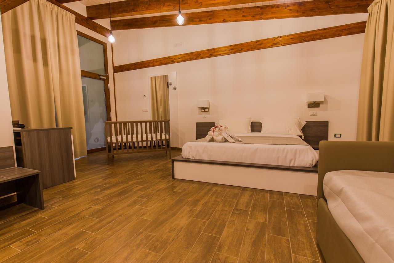 Il Semaforo Sila Hotel Taverna  Exteriör bild