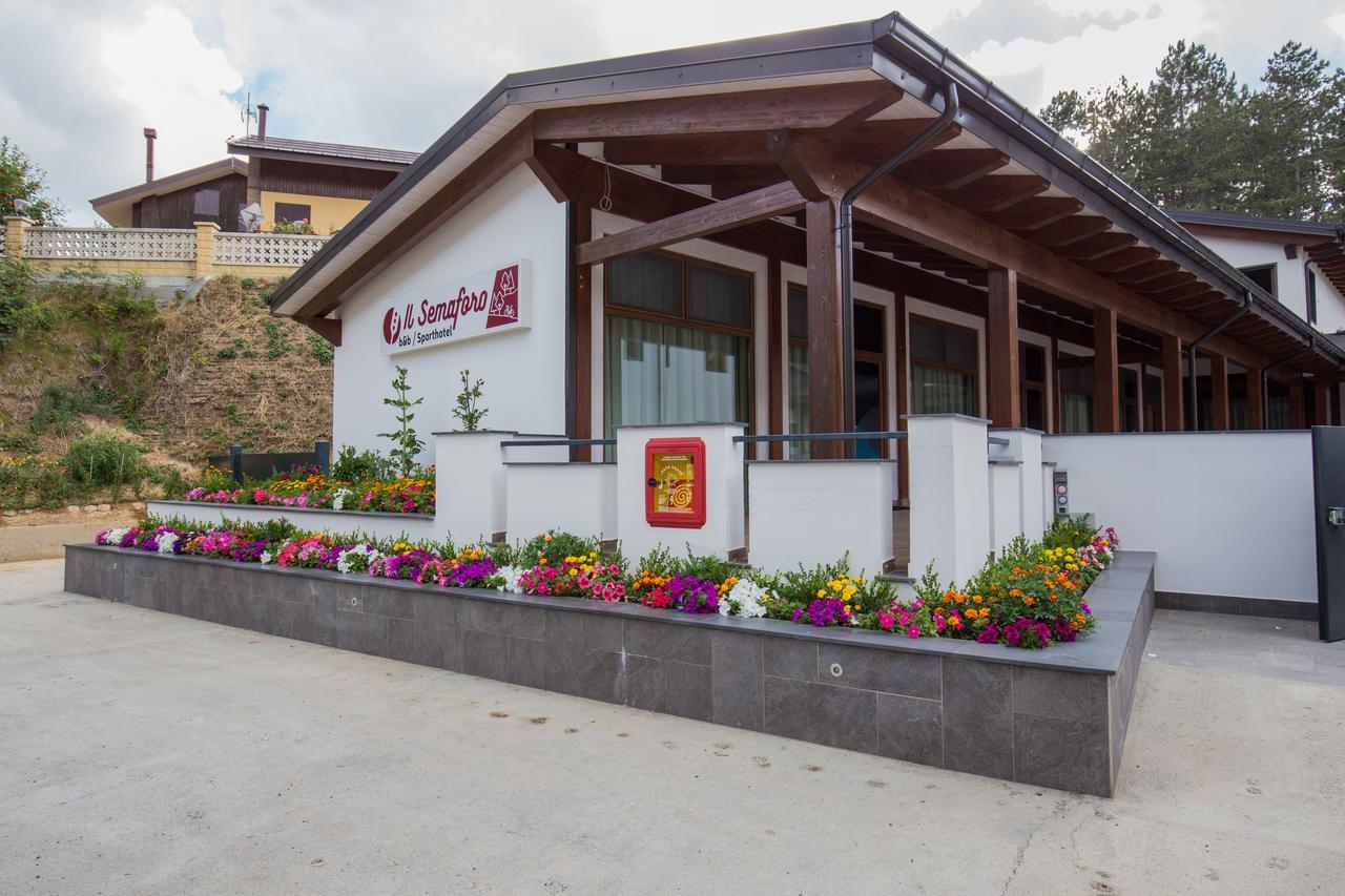 Il Semaforo Sila Hotel Taverna  Exteriör bild